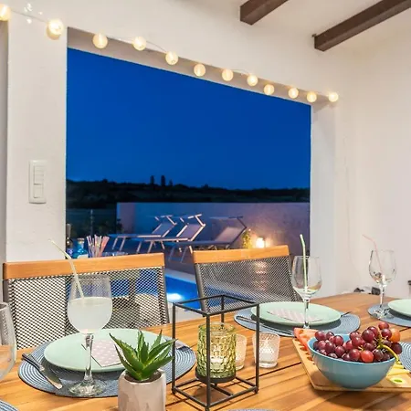 Mirabella Villa *